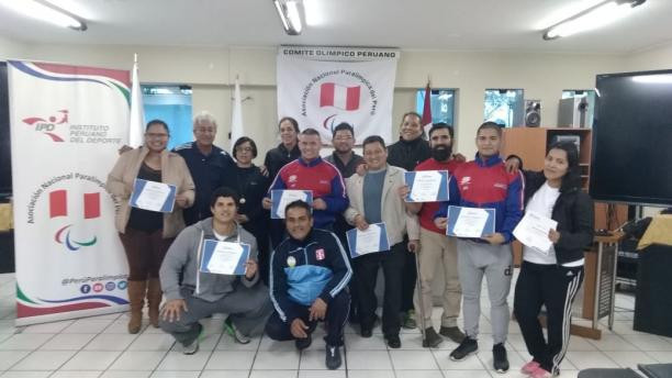 Eight pass powerlifting course in Lima as part of Parapan American Games preparation