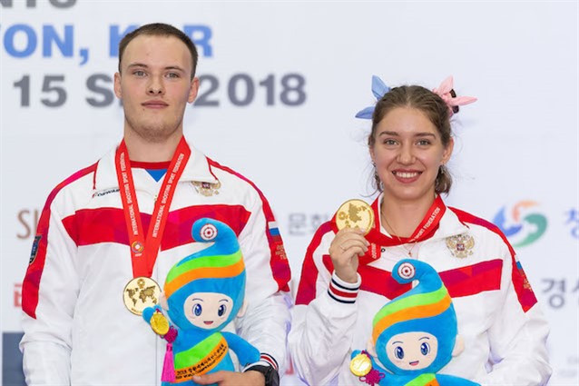 Vitalina Batsarashkina and Artem Chernousov shot a world record in the Air Pistol Mixed Team event to win the world title and a Tokyo 2020 Olympic quota place each ©ISSF