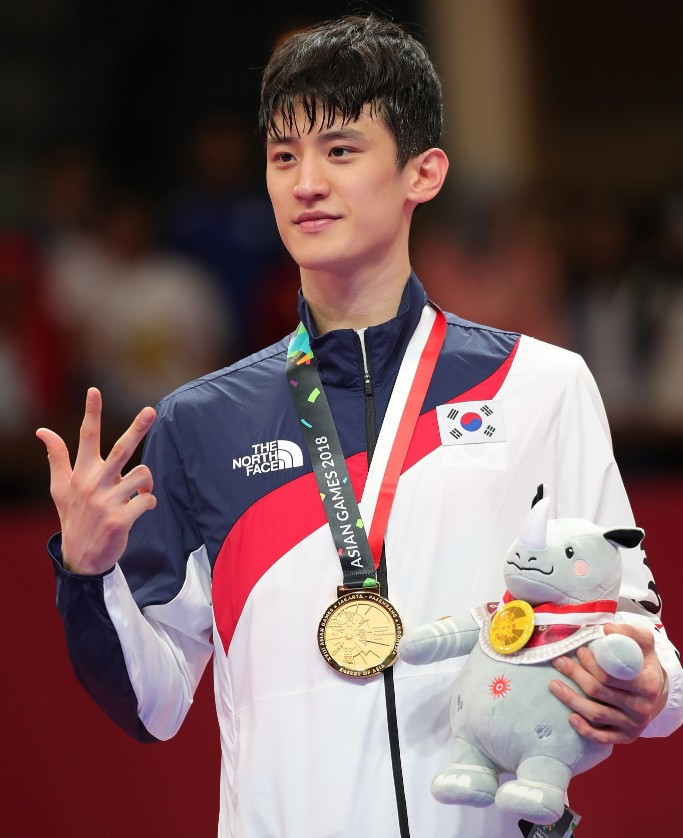 South Korean taekwondo star Lee explains lack of celebration after Asian Games gold