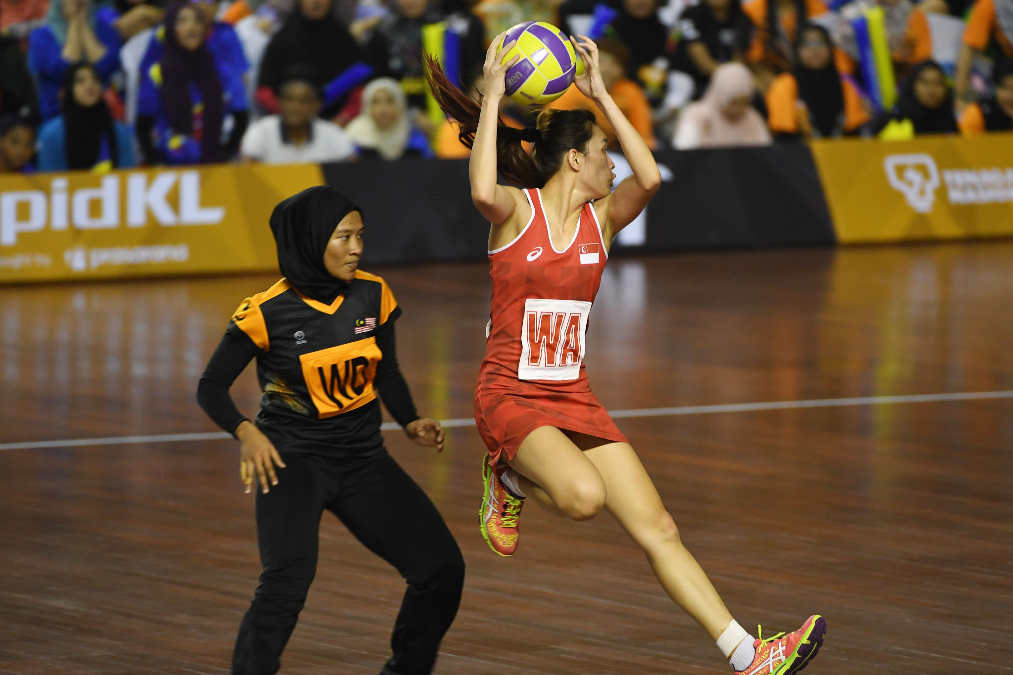 Singapore and Malaysia contested the Southeast Asian Games netball final last year ©Getty Images