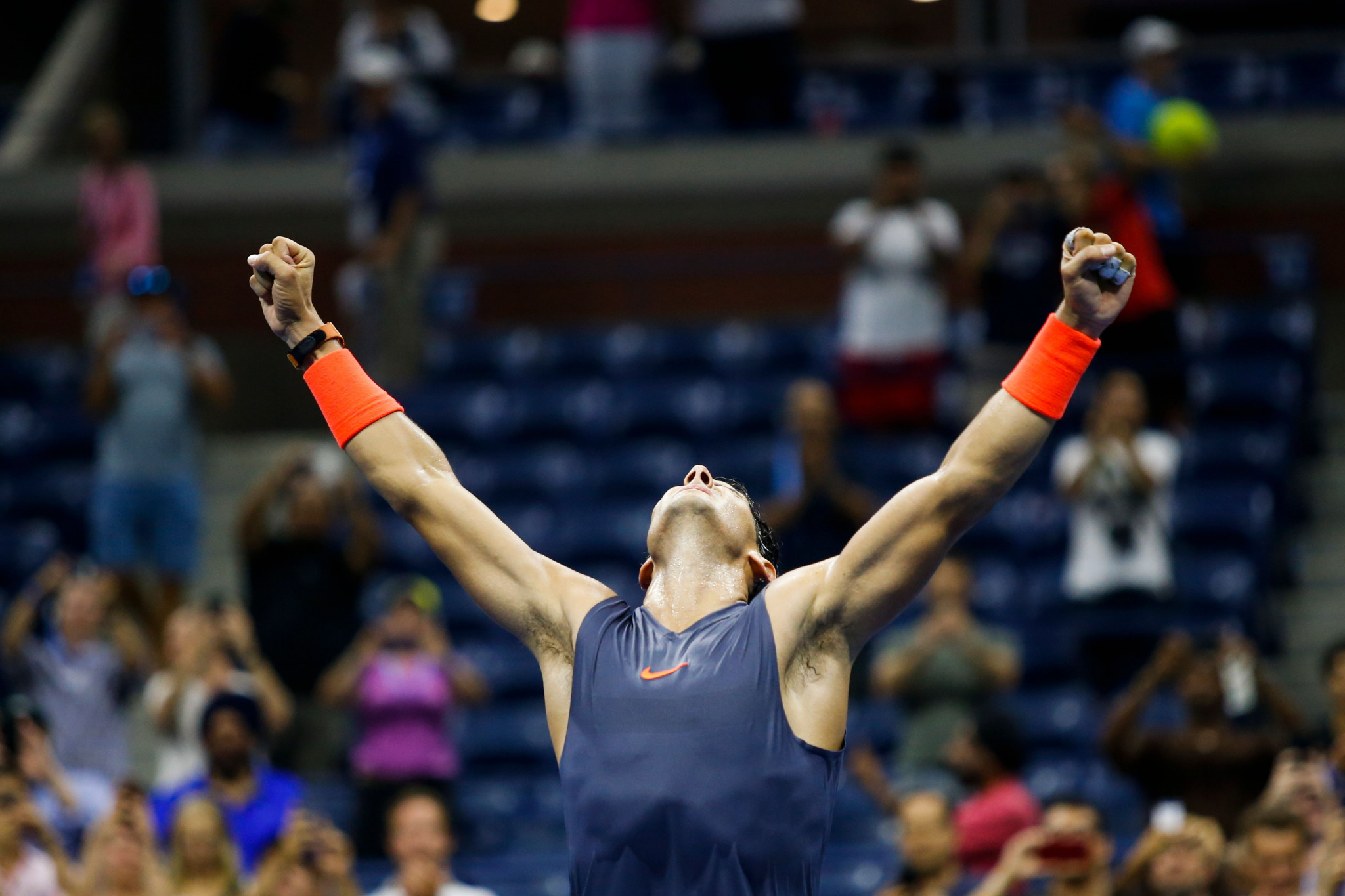 Defending champion Nadal battles through to semi-finals with thrilling win over Thiem at US Open