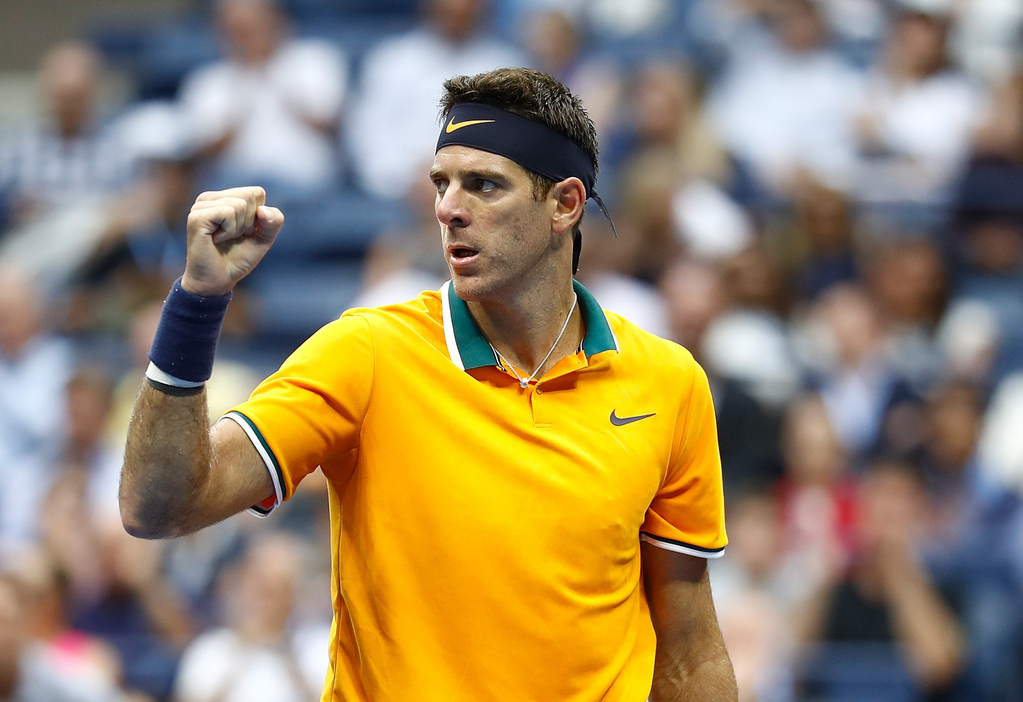 Del Potro through to US Open final as Nadal withdraws injured during semi-final clash