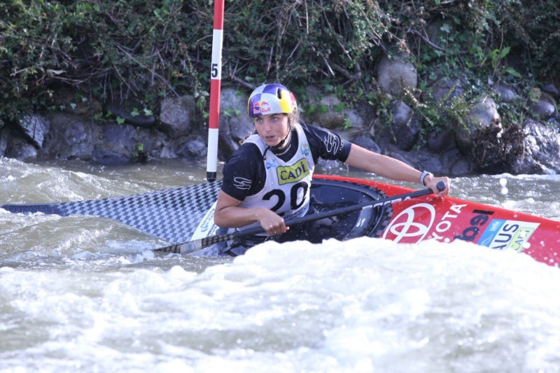 Australia's Jessica Fox made history with her double gold medal performance at the ICF Canoe Slalom World Cup ©ICF