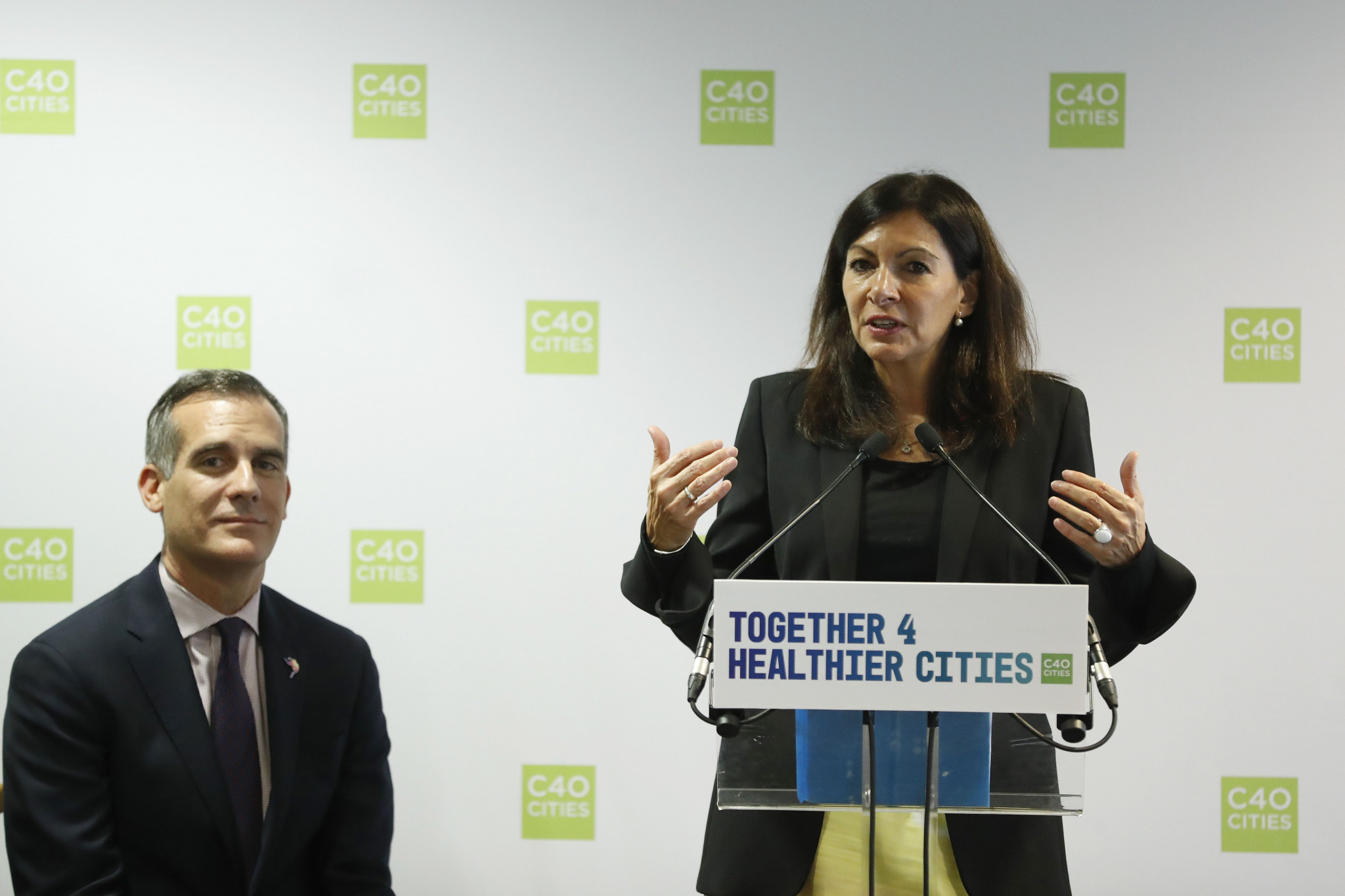 Eric Garcetti and Anne Hidalgo have talked about increasing the sustainability of their Games ©Getty Images
