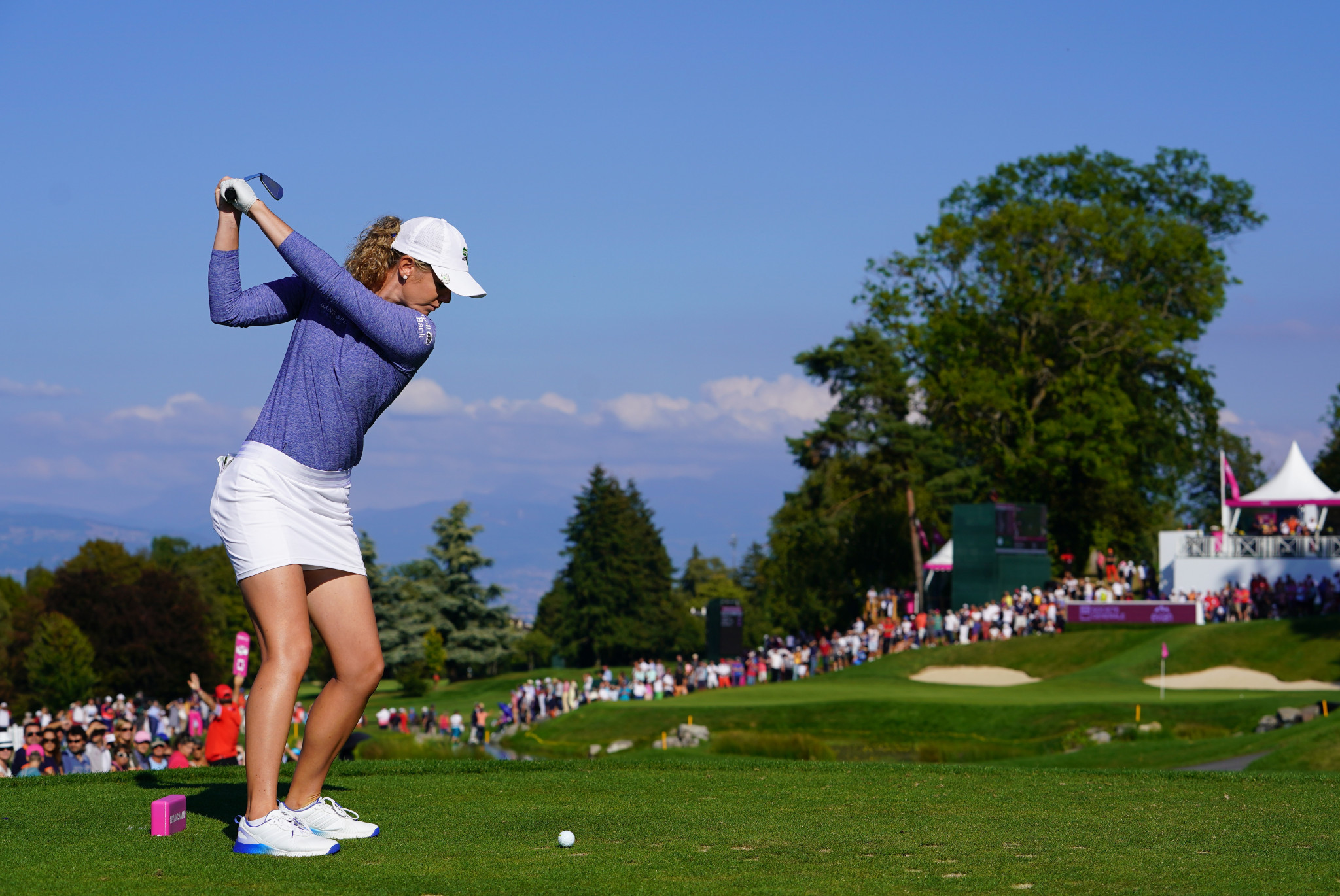 American Amy Olson broke clear of the rest of the field as she moved two shots ahead ©Getty Images