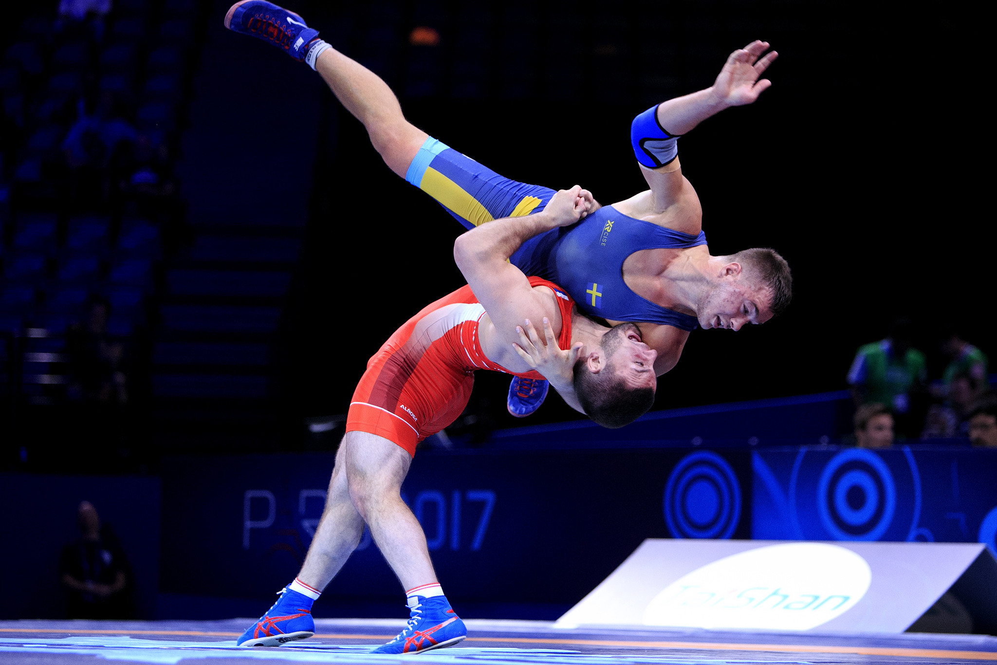 Eurosport have agreed a deal to broadcast coverage of wrestling's major events in the build-up to Tokyo 2020 ©UWW