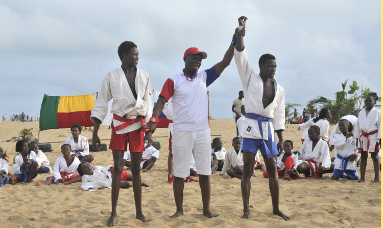 A beach sambo competition has been held in the West African country Benin, to showcase the sport ©FIAS