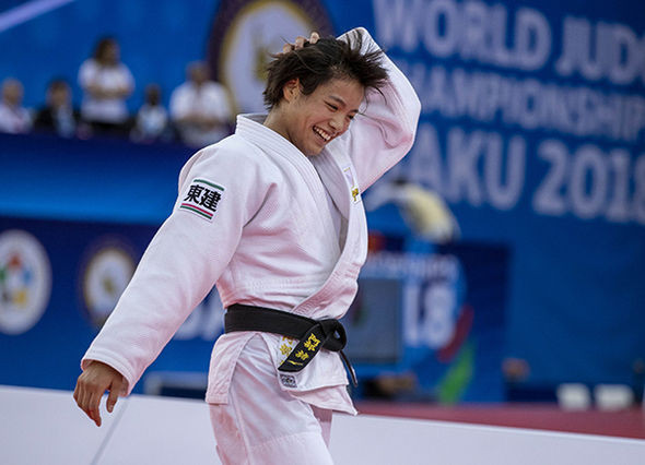 The former junior world champion celebrates her first senior World Championships title ©IJF