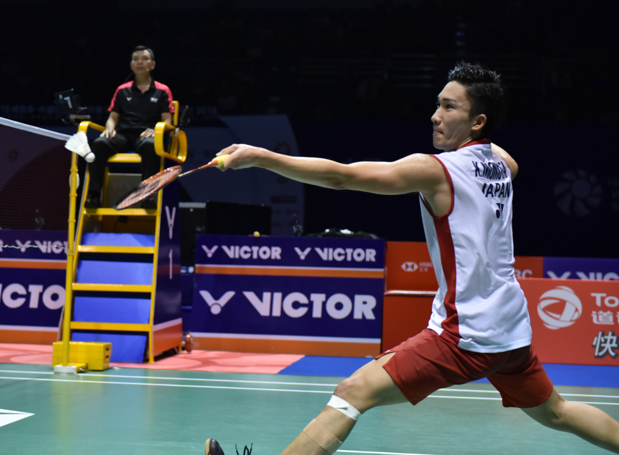 World champion Momota through to BWF China Open final after beating home favourite