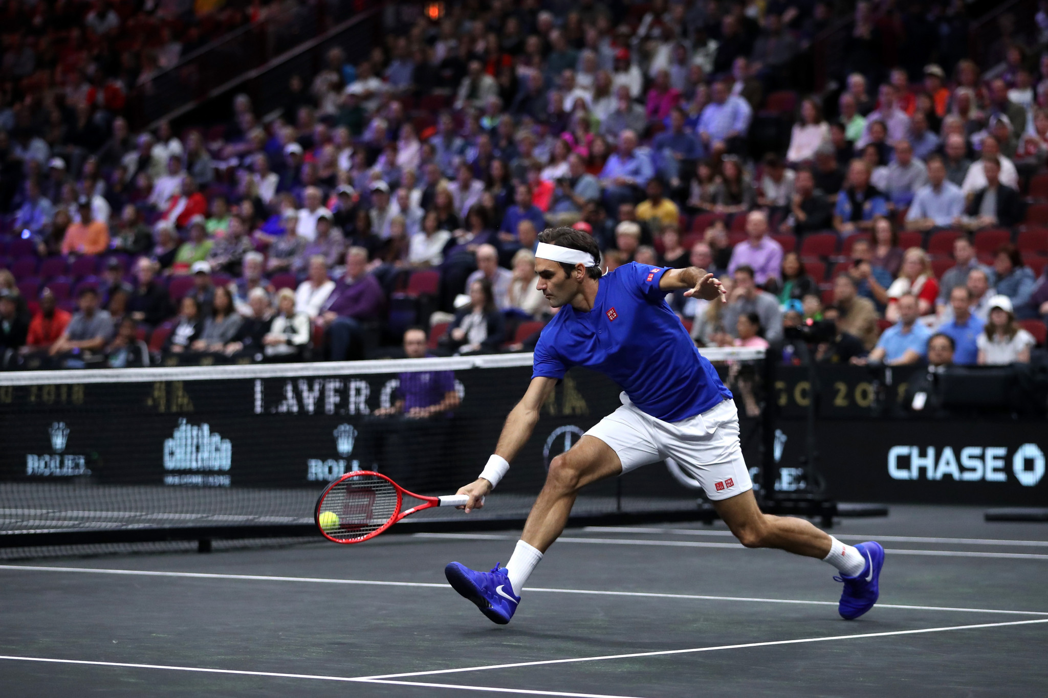 Switzerland's 20-time Grand Slam champion Roger Federer claimed a comfortable victory for Team Europe against Australia's Nick Kyrgios ©Getty Images