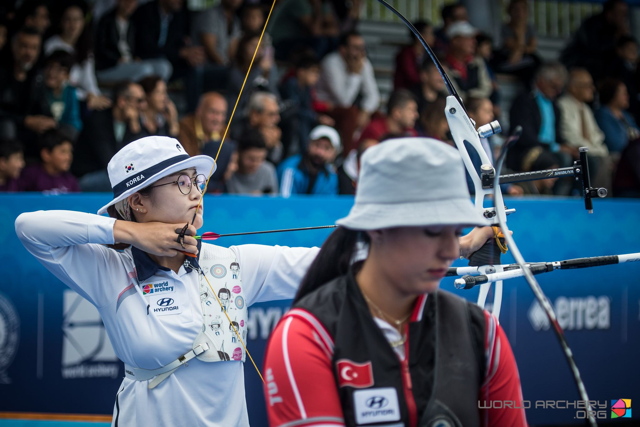 South Korea's 21-year-old Lee Eun Gyeong, left, in her debut international season, beat home archer Yasemin Anagoz in the women's recurve final at the Archery World Cup Final in Samsun, Turkey ©World Archery 