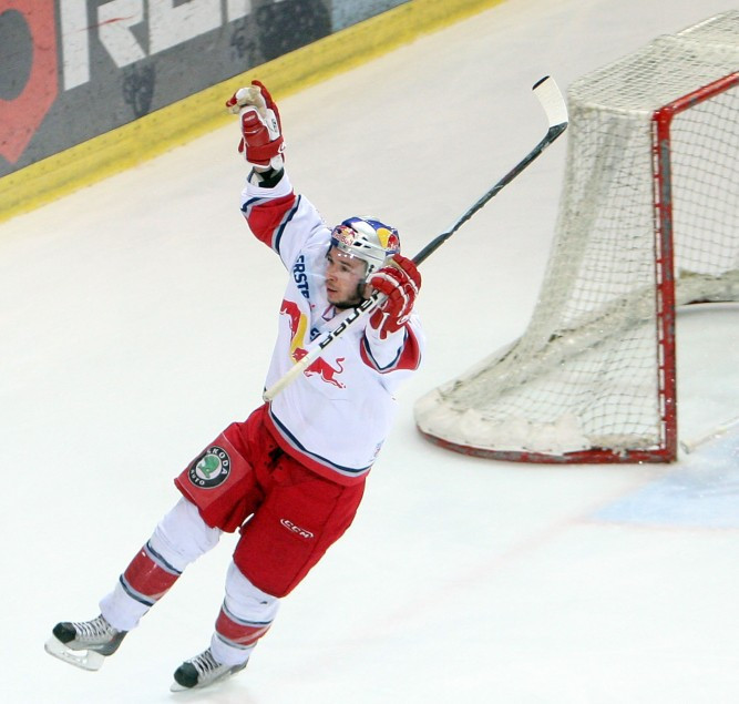 Pewal given key youth ice hockey role in Austria
