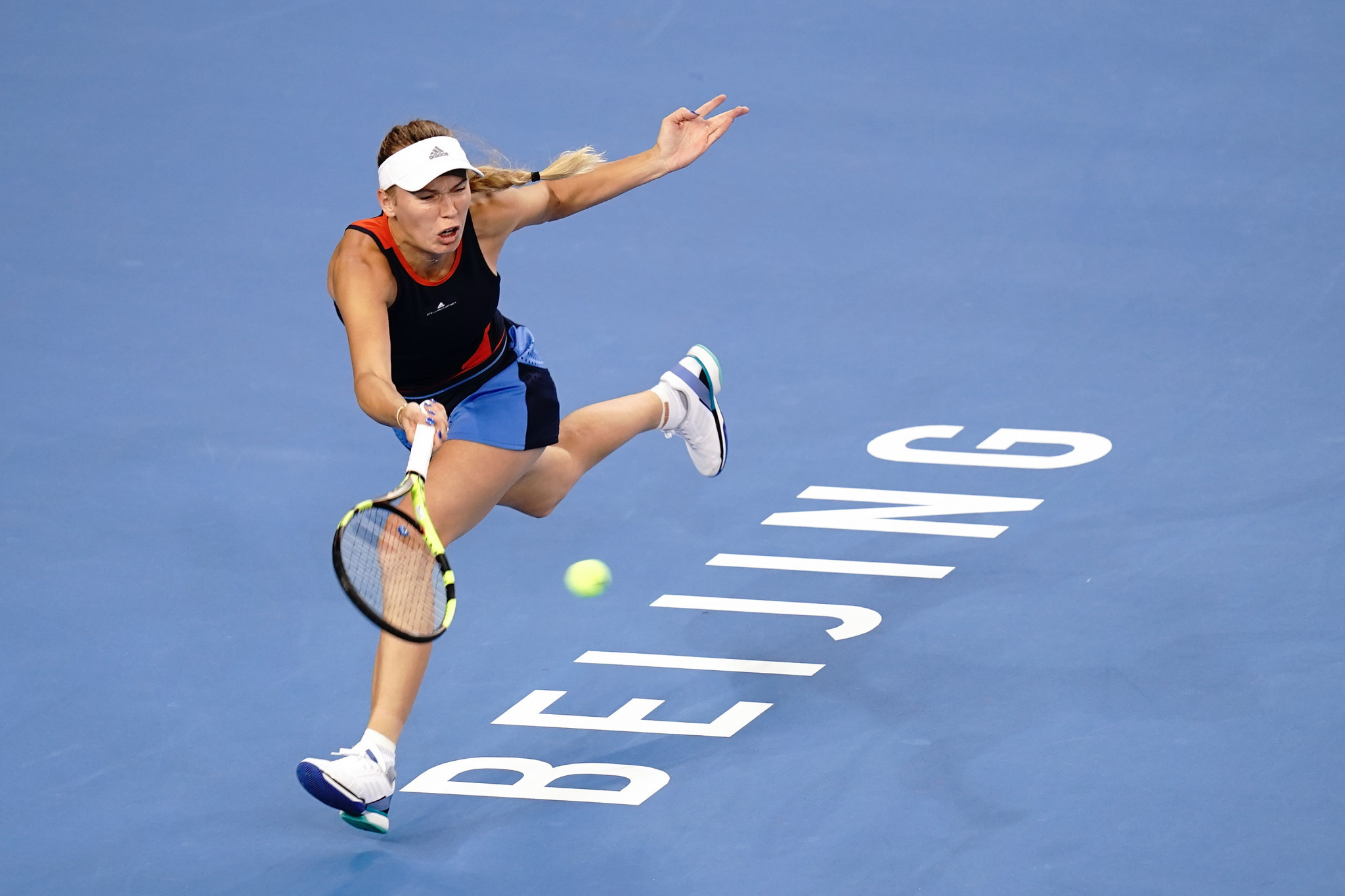 Wozniacki and Osaka through to quarter-finals of Beijing Open
