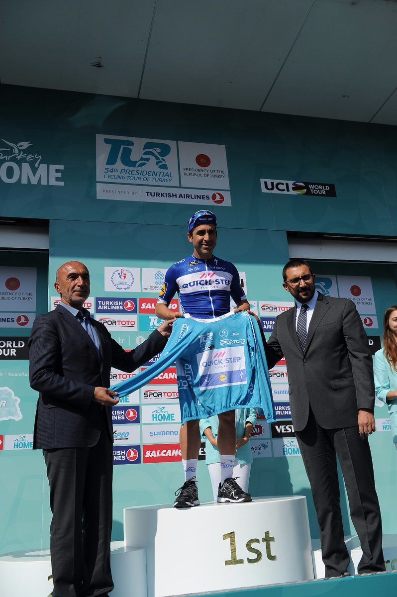 For winning the first stage, Maximiliano Richeze will be the first rider to wear the turquoise jersey ©Tour of Turkey/Twitter