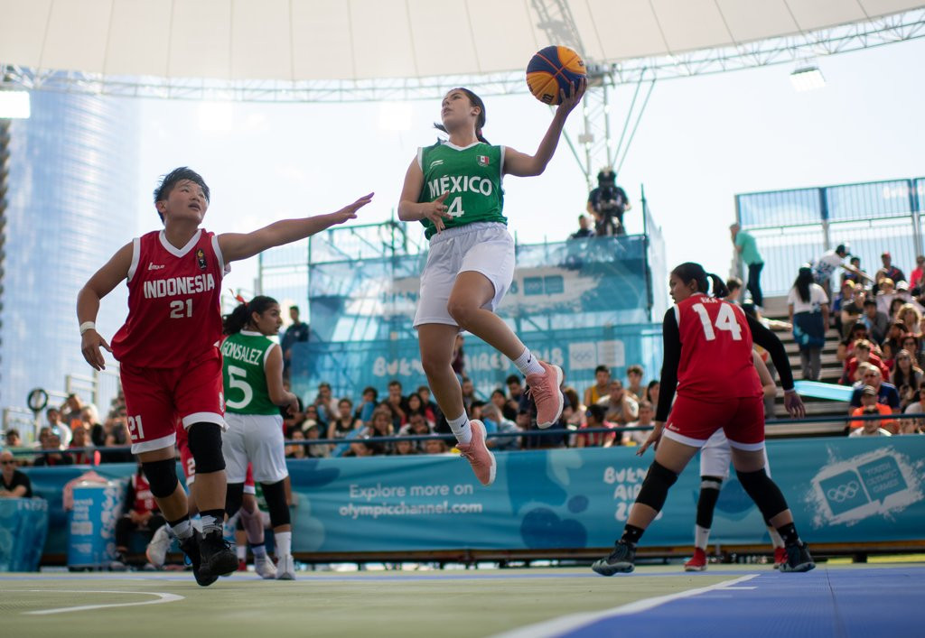 3x3 basketball action also continued on the third day of competition ©Buenos Aires 2018