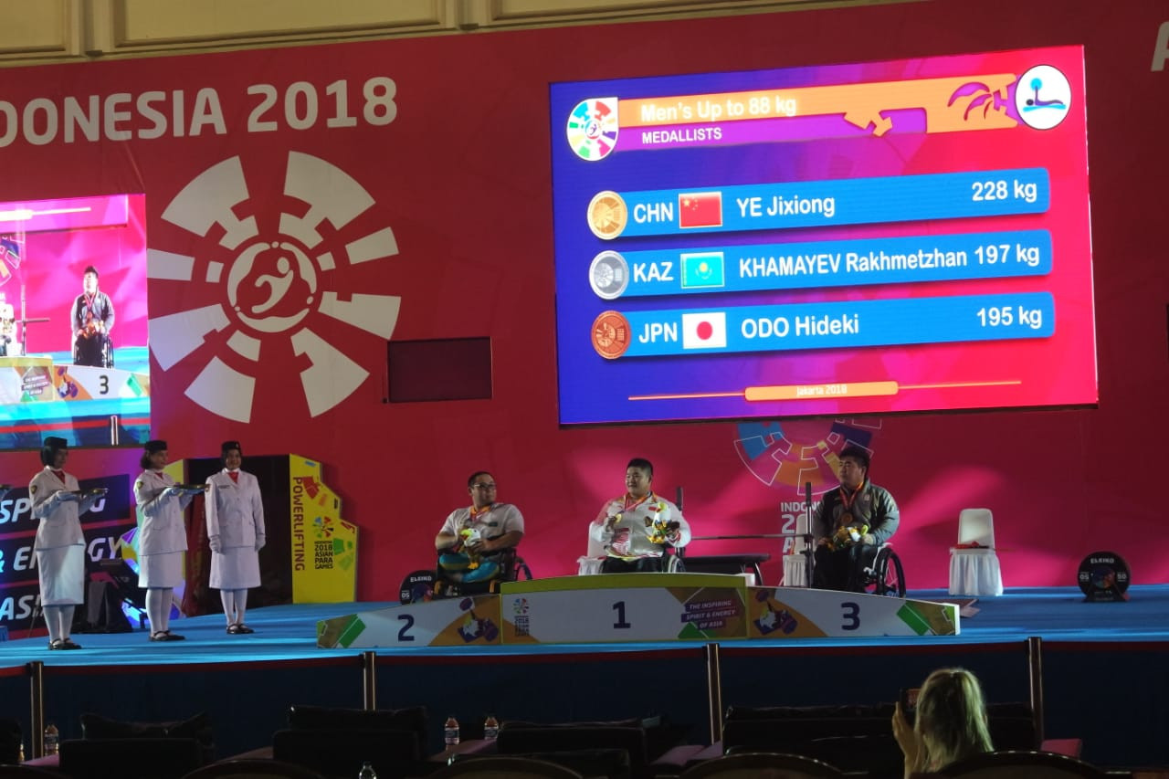 Chinese powerlifter  Jixiong Ye broke the world, Asian and Asian Para Games record in the men's 88kg event today ©Asian Para Games
