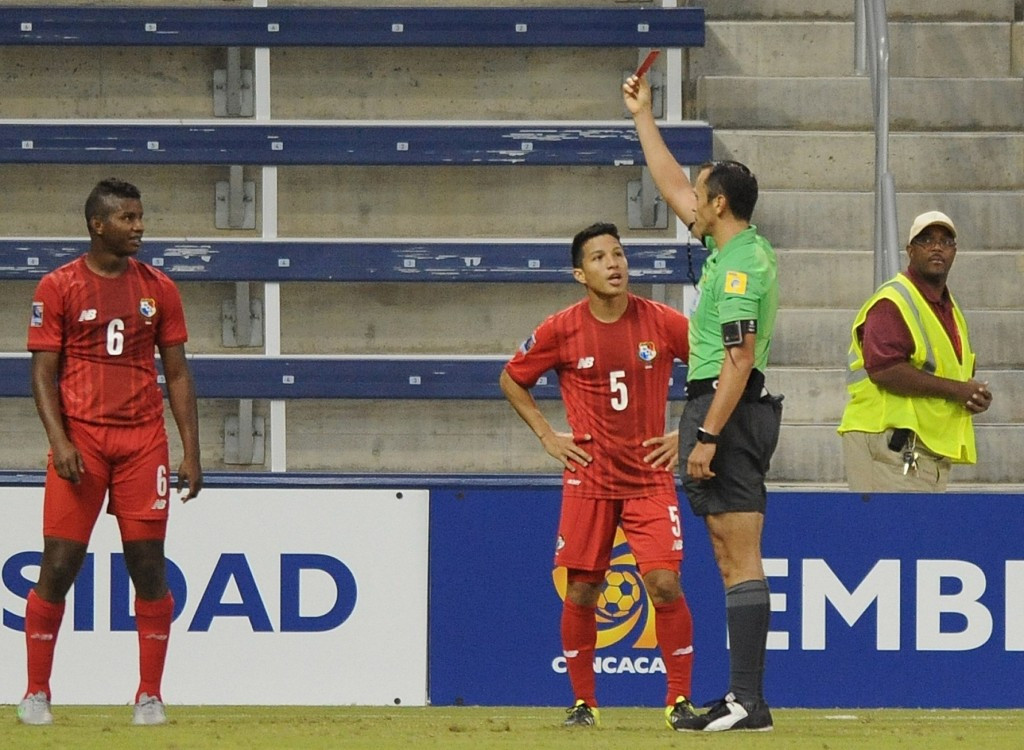 Panama were forced to see out the remaining minutes of their 1-1 draw with Cuba with ten men