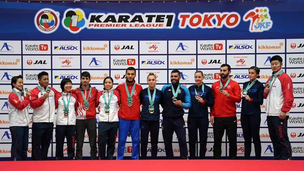 The Tokyo Premier League event winners gather for a photograph ©WKF