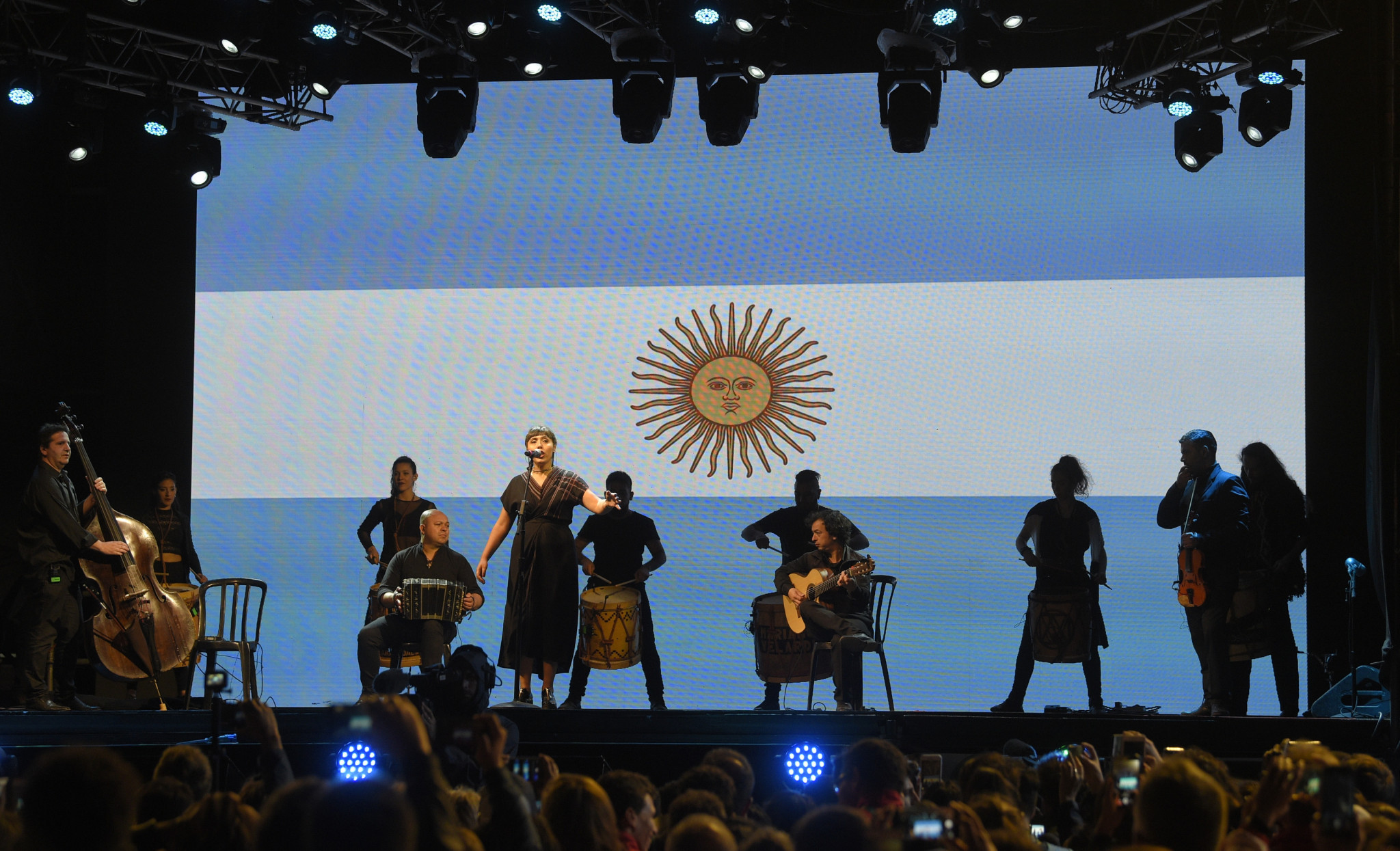 Argentina's hosting of the Games came to a close with a short Ceremony ©Getty Images