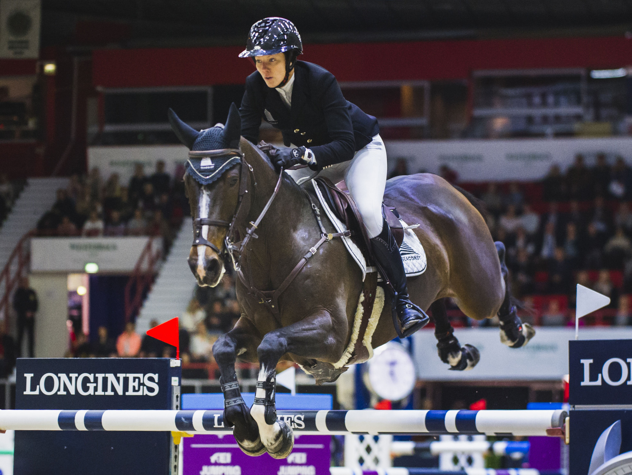Patteet wins second FEI World Cup Western League event after 10 horse jump off