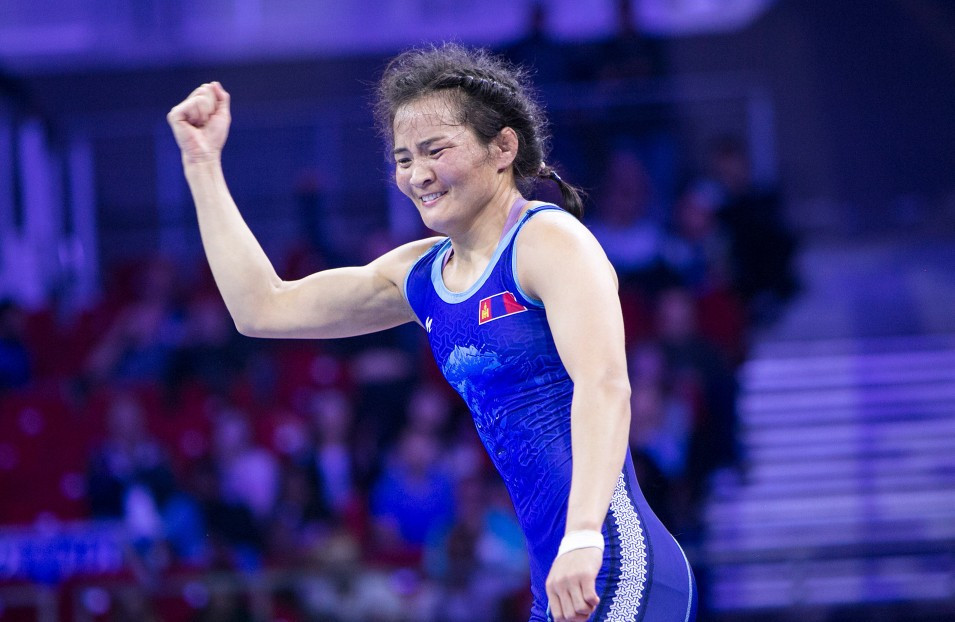 Shoovdor Baatariav for Mongolia initially lost in her match for bronze in the 59kg division, but a last second challenge overturned the result in her favour ©UWW