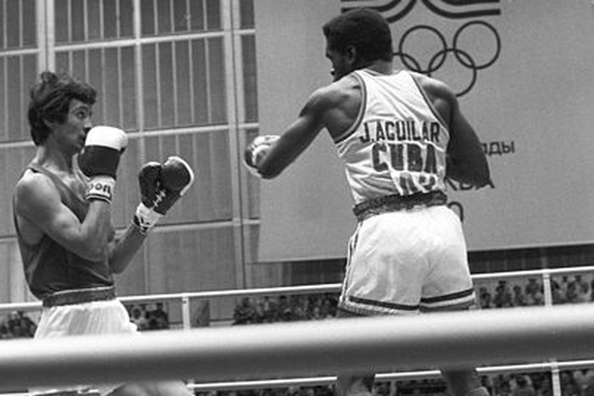 Serik Konakbayev, left, winner of an Olympic light welterweight bronze medal at Moscow 1980, wants former boxers to play a greater role in the running of AIBA ©Wikipedia