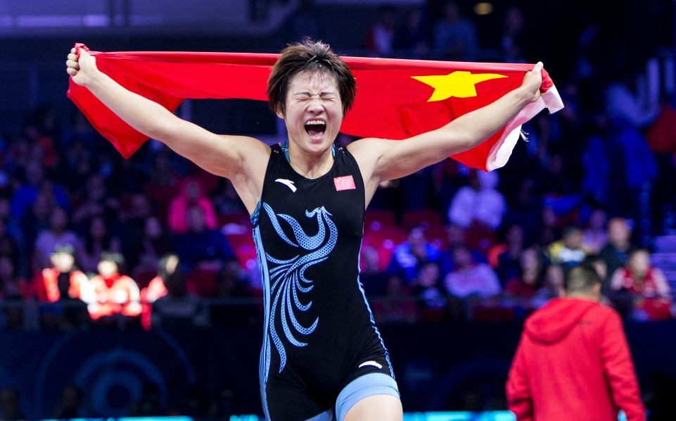 Taking gold at 57kg was China's Ningning Rong ©UWW