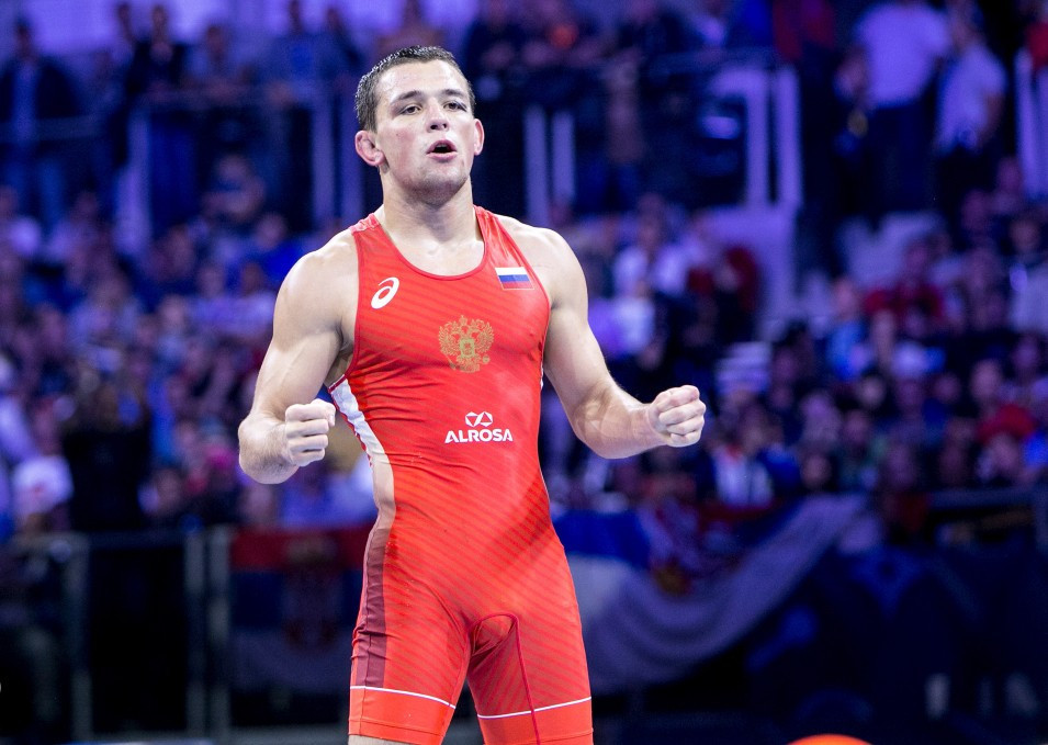 In the 67kg final Russia picked up their second gold of the night through Artem Surkov ©UWW