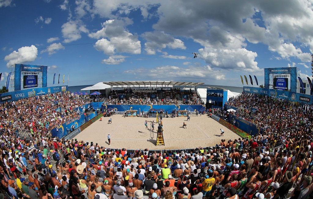 A packed-to-capacity crowd of 4,000 watched today's finals in Fort Lauderdale ©Getty Images