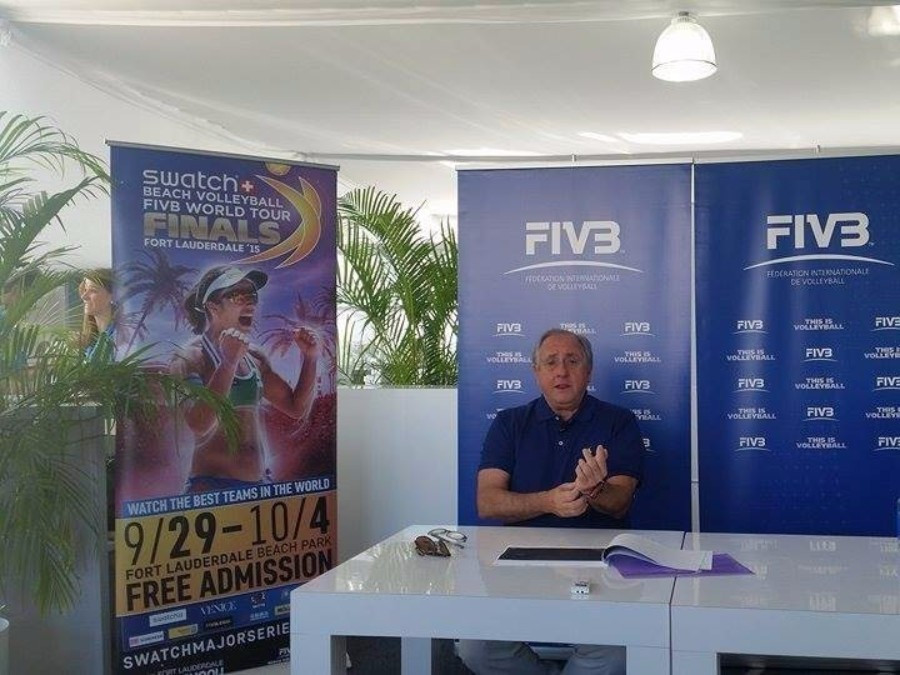 FIVB President Ary Graca outlining the new FIVB goals during a press event today ©ITG