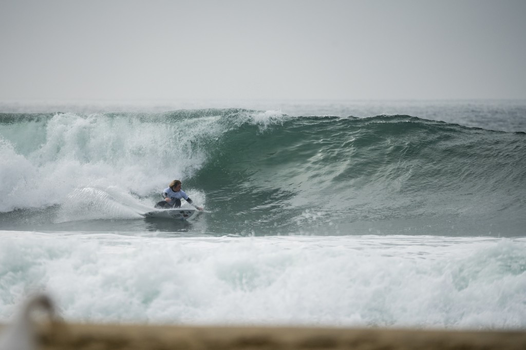 France's Becret and Mexico's Cleland among best scorers on day three of 2018 World Junior Surfing Championships