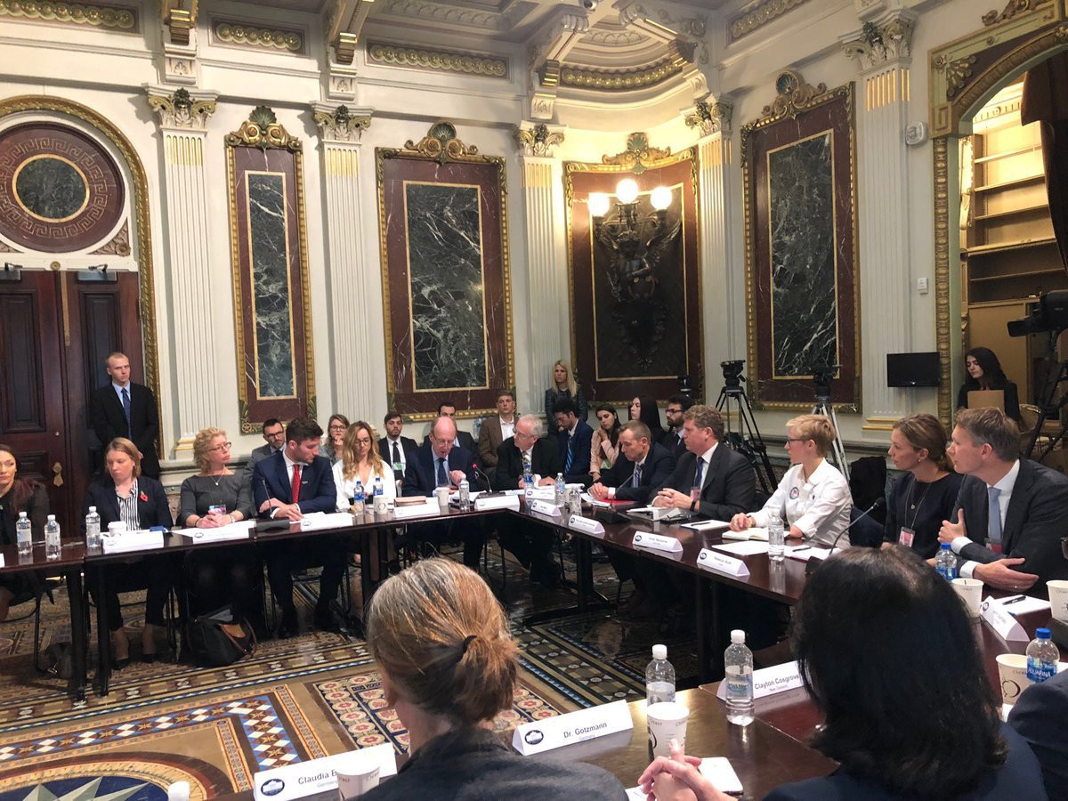 The emergency anti-doping summit meeting held at the White House in Washington D.C. yesterday was highly critical of the World Anti-Doping Agency, calling for its urgent reform ©Twitter  