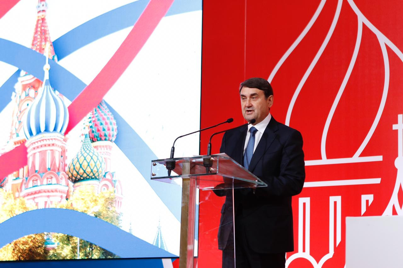 Igor Levitin, first vice-president of the Russian Olympic Committee, read out a special message from Russian President Vladimir Putin at the start of the AIBA Congress ©Boxing Federation of Russia