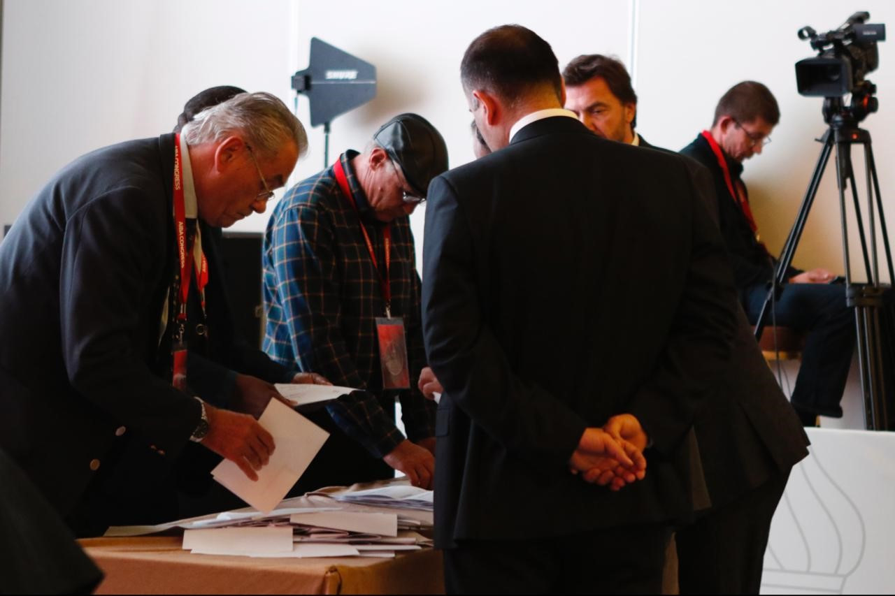 Scrutineers count the votes following the election ©AIBA