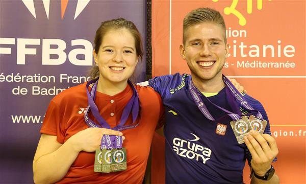 Poland’s Bartlomiej Mroz, right, and Germany’s Valeska Knoblauch, left, both sealed impressive achievements as finals were held today at the European Para-Badminton Championships in Rodez in France ©Mark Phelan/Badminton Europe