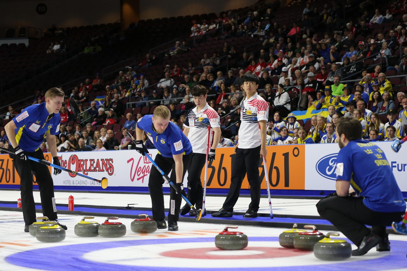 The World Men's Curling Championships benefited the hosts Las Vegas economically and socially ©World Curling