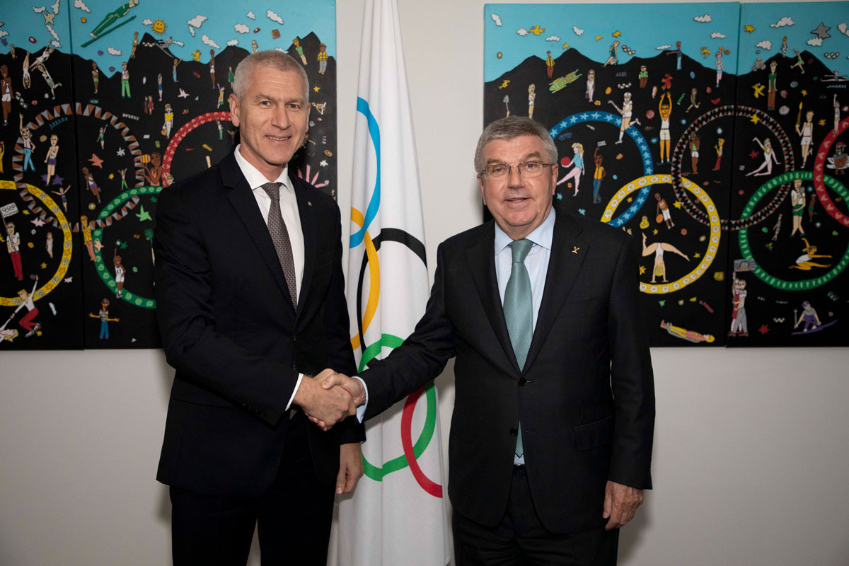 The FISU President Oleg Matytsin, left, has met with IOC President Thomas Bach to discuss the upcoming Universiades in Krasnoyarsk and Naples ©FISU