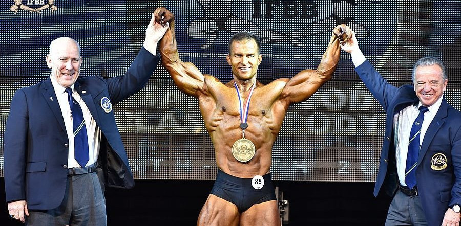 Slovakia's Peter Tatarka was named overall winner of the men's classic physique event ©Jakub Csontos/EastLabs