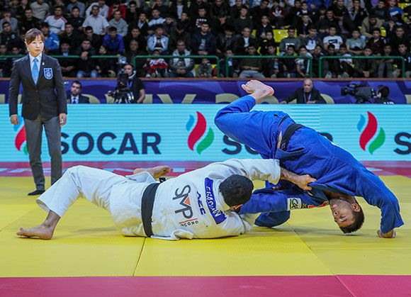 Elmar Gasimov threw his French opponent for ippon and Tashkent Grand Prix gold ©IJF