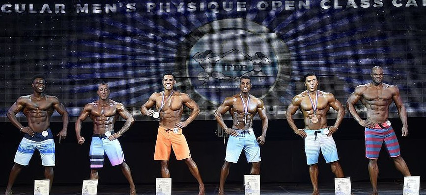 Participants of the final of the muscular men's physique open event ©Jakub Csontos/EastLabs