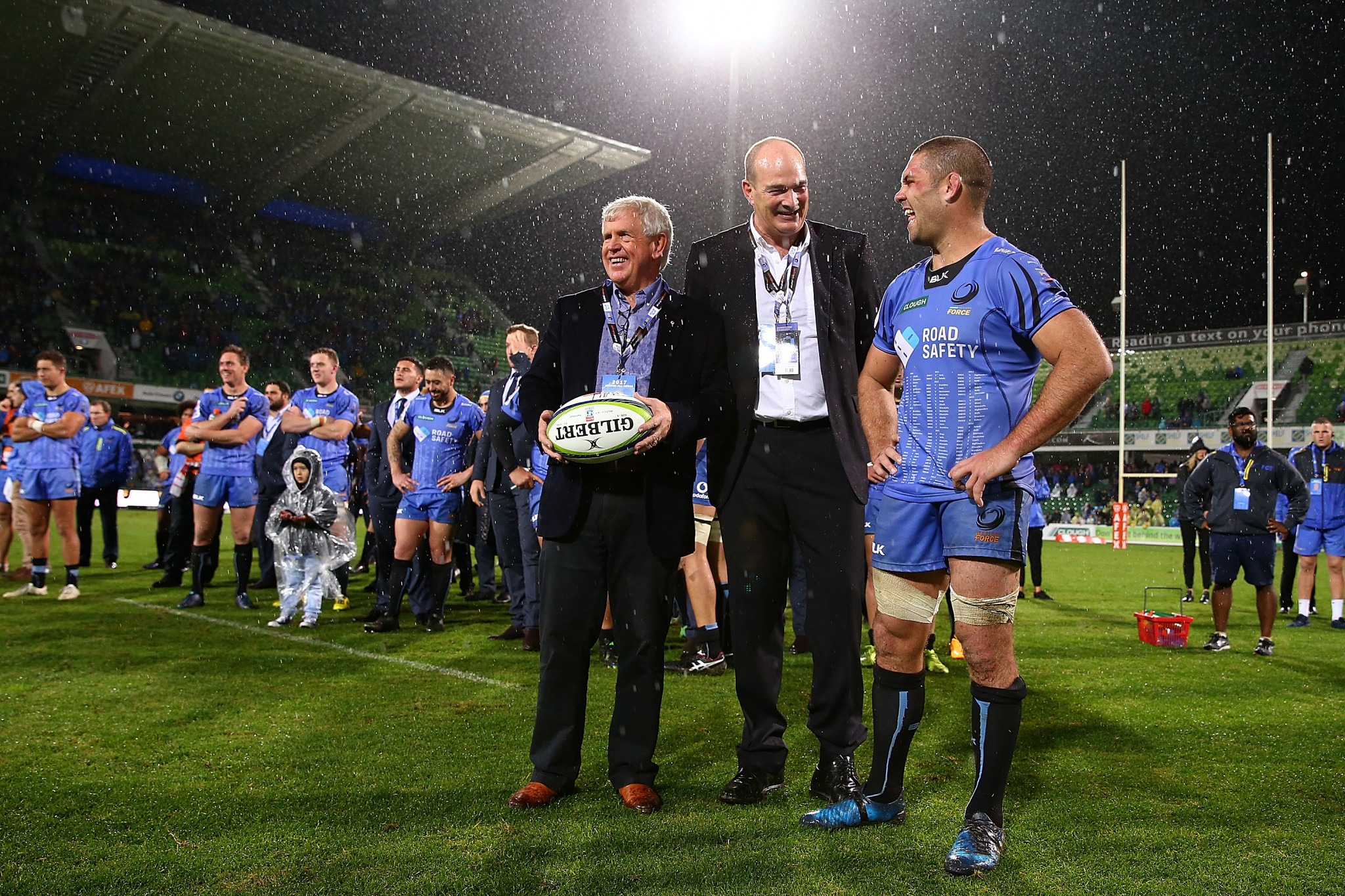 Mark Sinderberry, centre, has worked extensively in rugby union, including at Western Force ©Getty Images