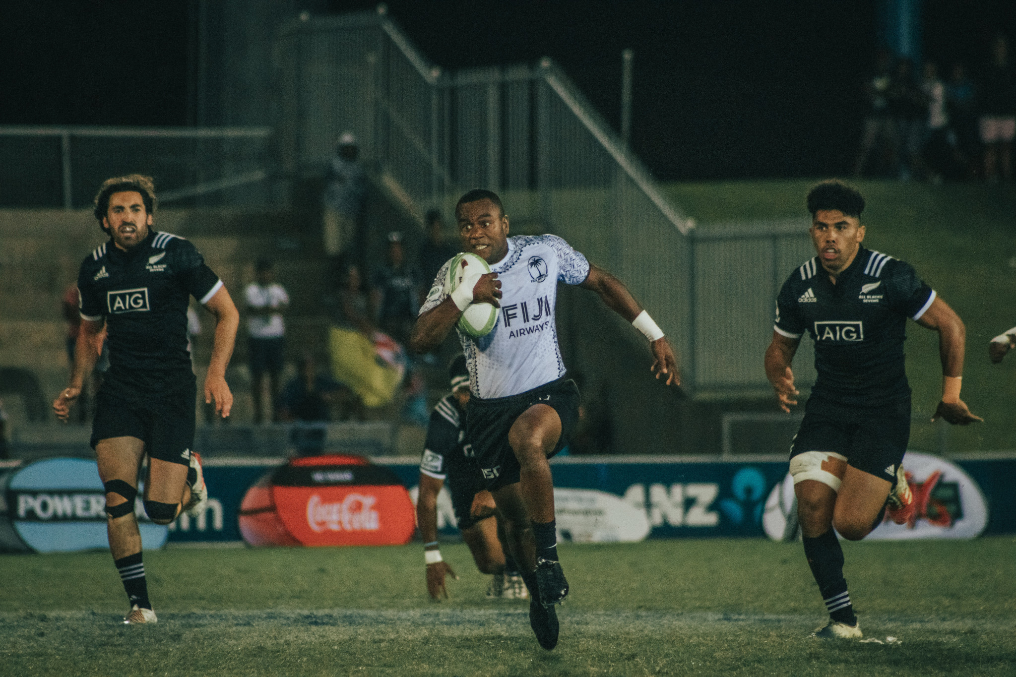 Olympic champions Fiji managed to recover from the edge of defeat against New Zealand to win the Oceania Rugby Sevens title in Suva ©Oceania Rugby