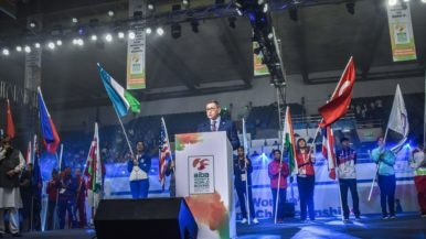 Rakhimov launches "new era" for boxing at AIBA Women's World Championships as competitors complain about pollution levels