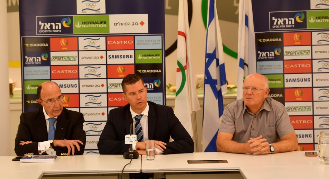 Kit McConnell was accompanied on his visit to the Olympic Committee of Israel by IOC member Alex Gilady, left, and Gilad Lustig, right, chief executive of the Israeli Olympic Committee ©Olympic Committee of Israel