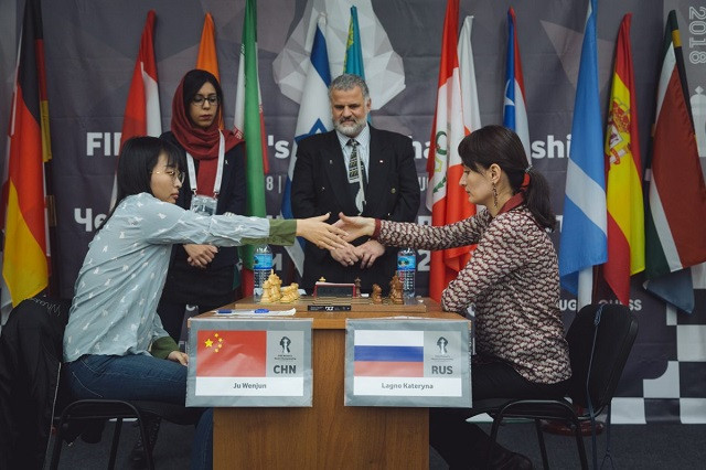 The Women's World Chess Championship final between China's defending champion Ju Wenjun, left, and Russia's Kateryna Lagno got underway in Khanty-Mansisyk today, with the first of four scheduled matches ending drawn ©FIDE