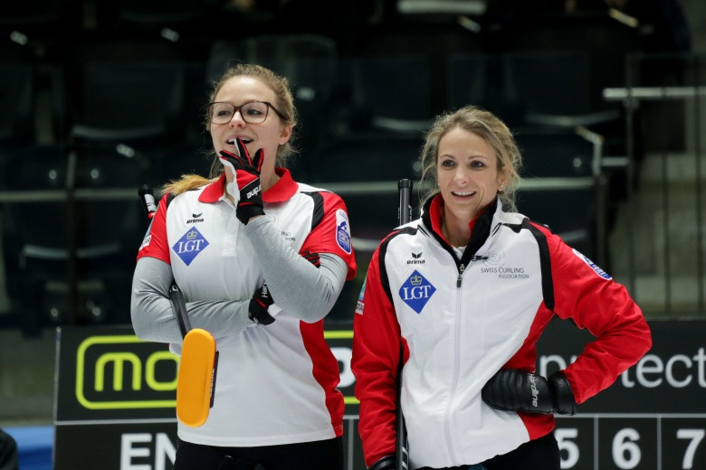 Switzerland defeated previously unbeaten Russia to stand as the only women's team with a 100 per cent record so far at the European Curling Championships in Tallinn, Estonia ©WCF
