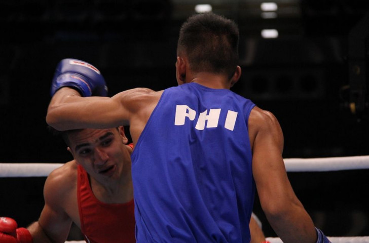 The Philippines’ Eumir Marcial knocked out Egypt’s Walid Said Mohamed in the first round of their welterweight bout ©AIBA/Facebook 