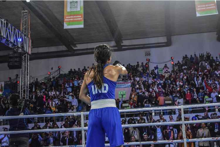 Home favourite Mary Kom booked her place in the light flyweight final ©AIBA