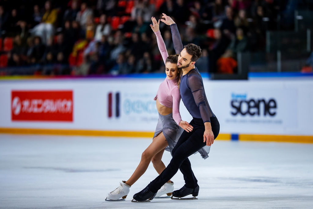 French duo Gabriella Papadakis and Guillaume Cizeron won the gold medal in front of a home crowd at the ISU Grand Prix of Figure Skating in Grenoble ©ISU