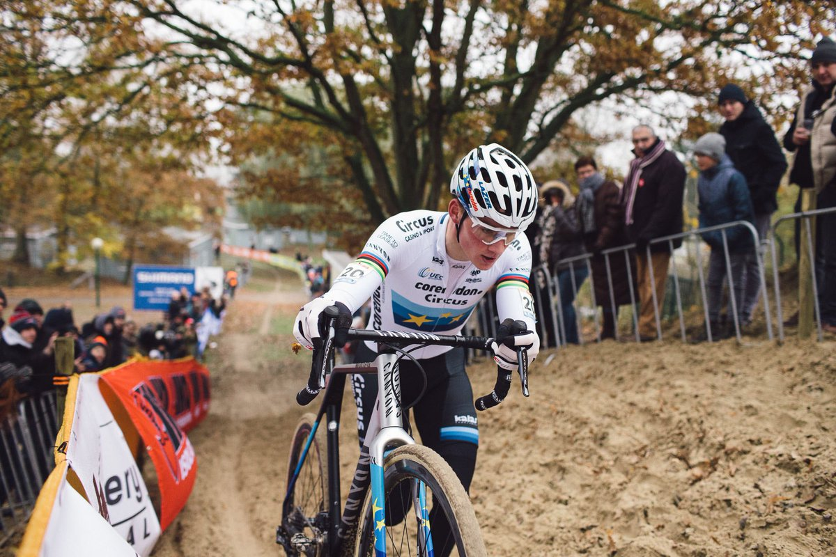 Mathieu van der Poel secured a dominant victory in Koksijde  ©Twitter/UCI Cyclocross